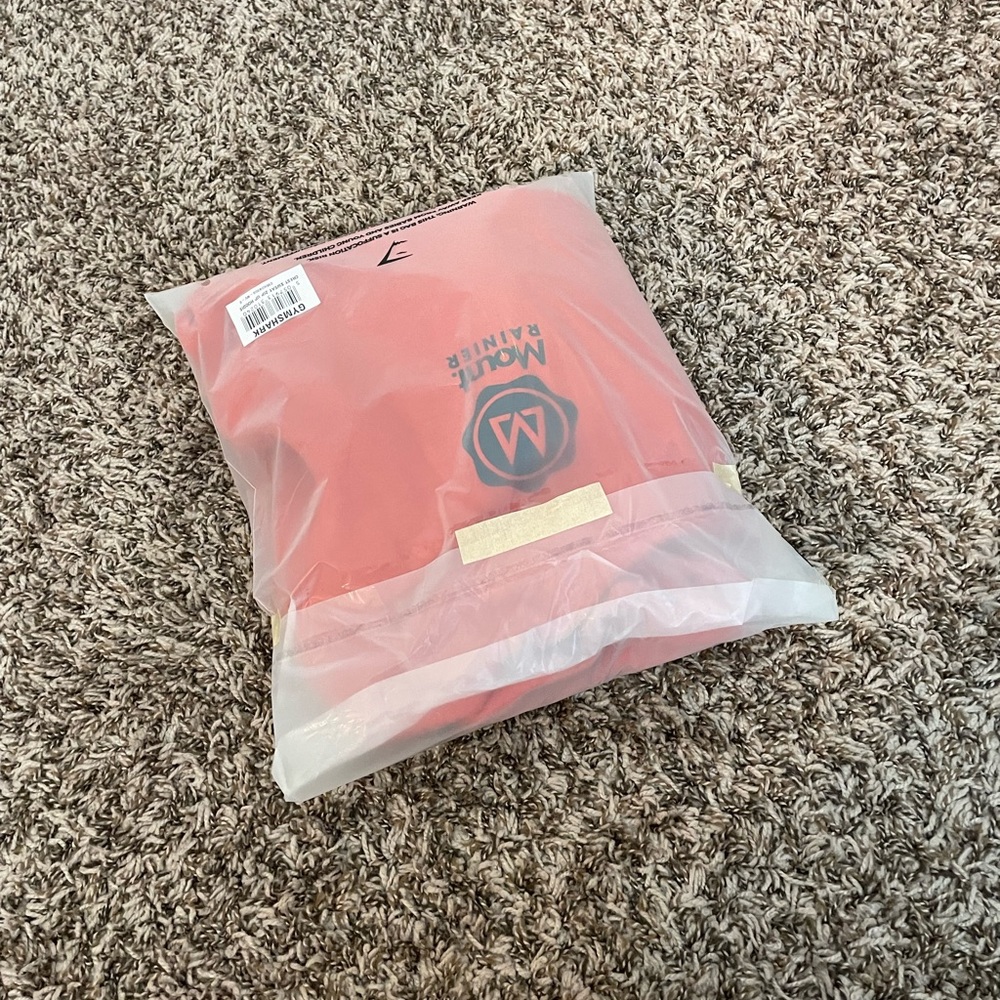 H&M Mount Rainer hoodie - Picture 11 of 11